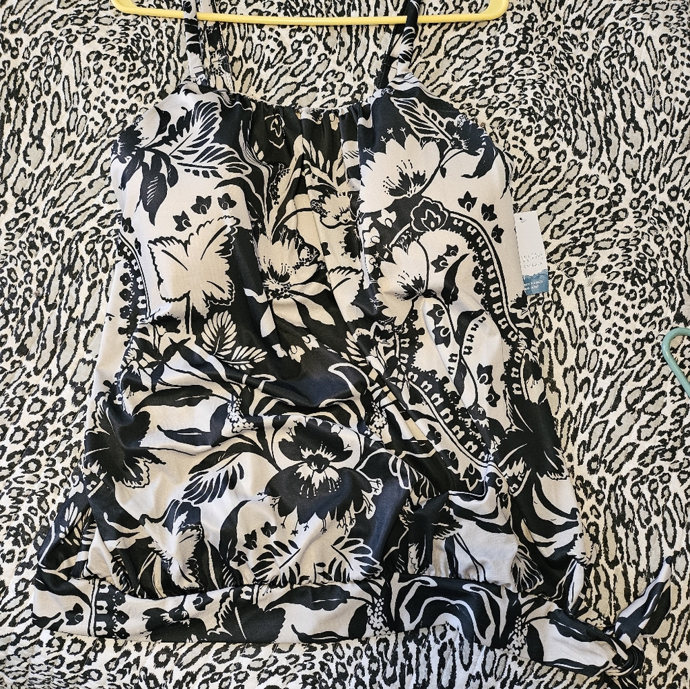 Elegant Black and White Swimsuit Top